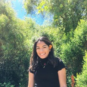 Meet your Posher, Veronica